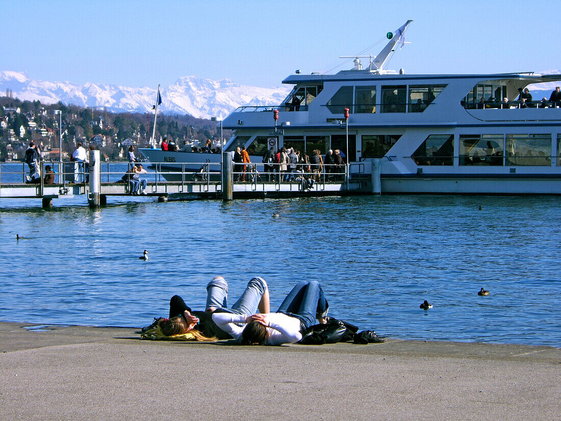 Steam boat at Zueri Horn Pier, Lake Zurich, Zurich, Switzerland