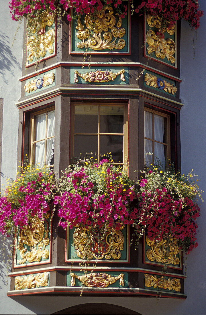 Rottweil, baywindows at Hauptstrasse, Baden-Wuerttemberg, Germany, Europe