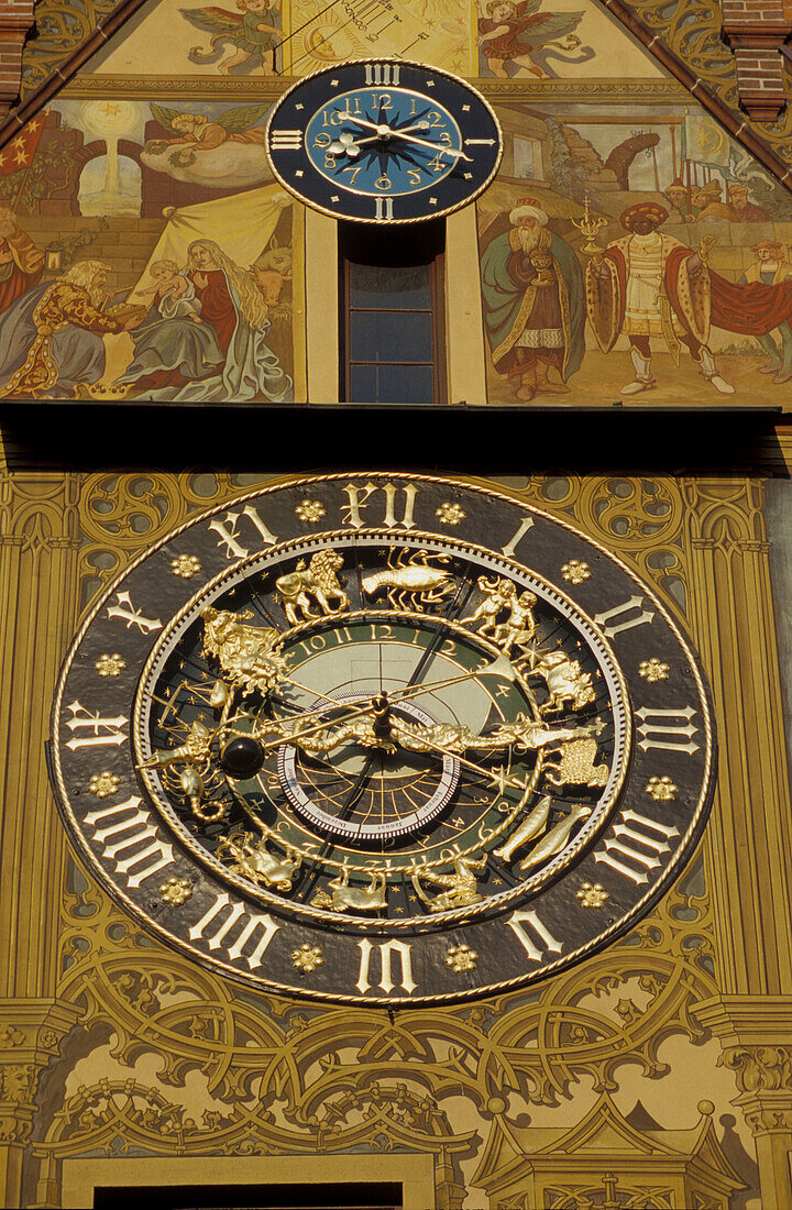 Ulm, historic clock at townhall, Baden-Wuerttemberg, Germany, Europe