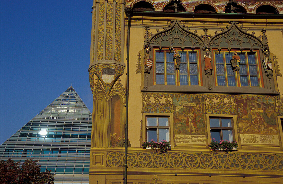 Zentralbibliothek und Rathaus, Ulm, Baden-Württemberg, Deutschland