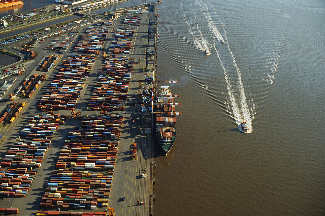 Container harbor, Bremerhaven, the Free Hanseatic City of Bremen, Germany