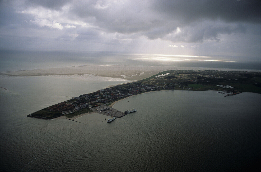 aerial photo of Amrum, one of the North Fresian Islands on the German coast of the North Sea, Schleswig Holstein, Germany