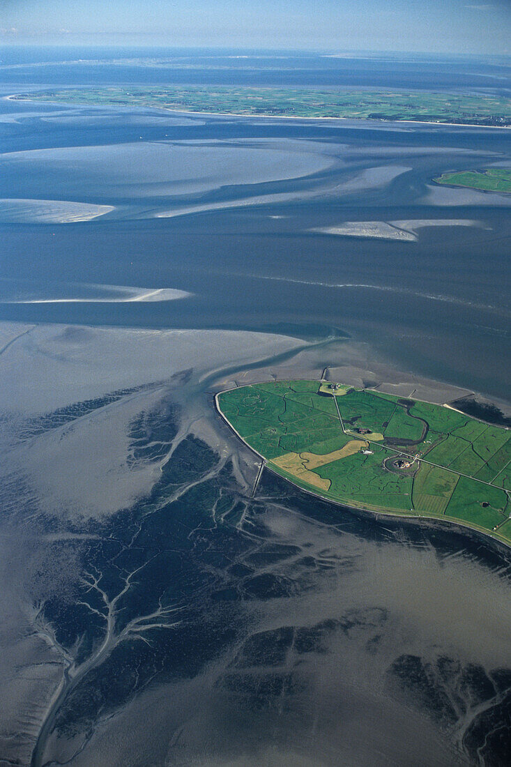 aerial photo of North Frisian island Nordmarsch-Langeness, federal state of Schleswig-Holstein, North Sea, northern Germany