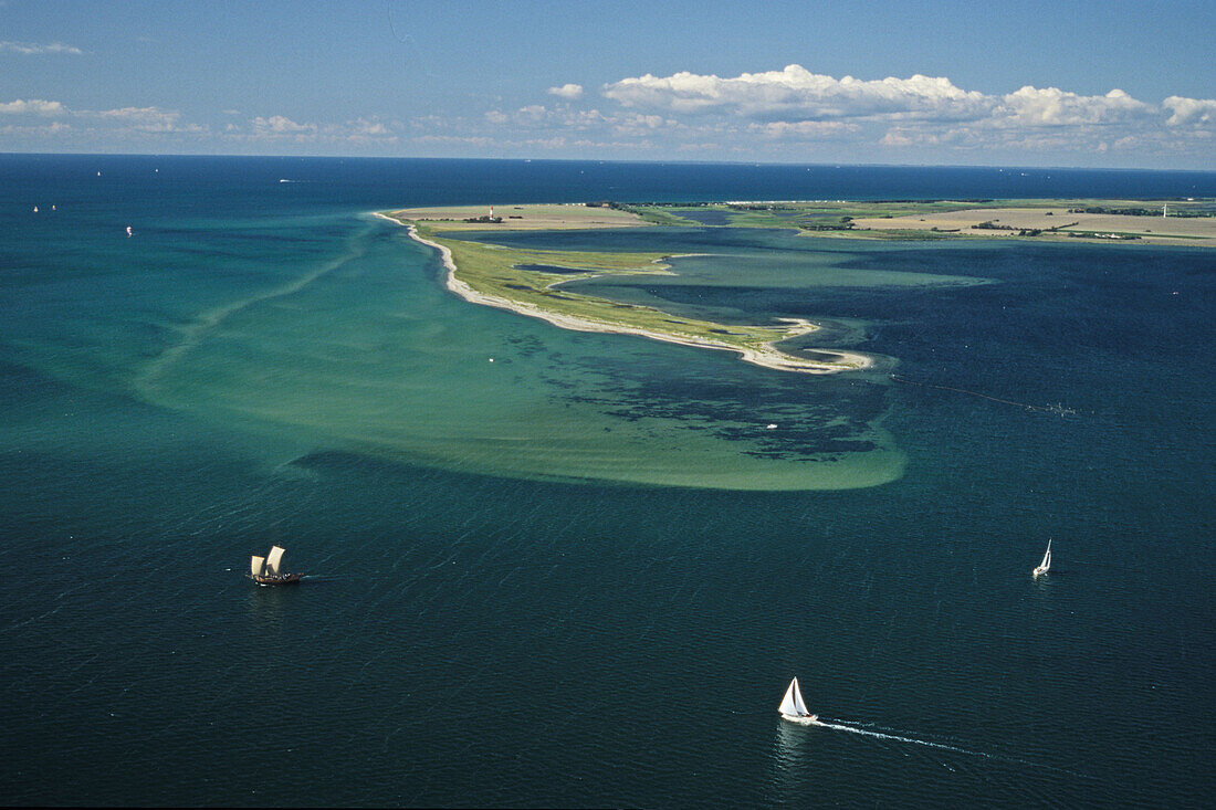 Luftbild Fehmarn, Südwestspitze, Krumm Steert, Ostsee, Küste, Strand, Segelboot,  Schleswig-Holstein