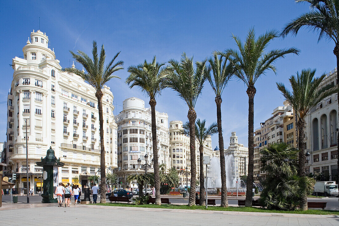 Art Nouveau, Plaza del Ayuntamiento, centre of Valencia, Spain