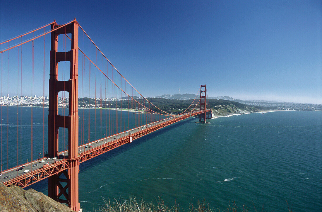 Golden Gate Bridge, Marin headlands, San Francisco, California, USA