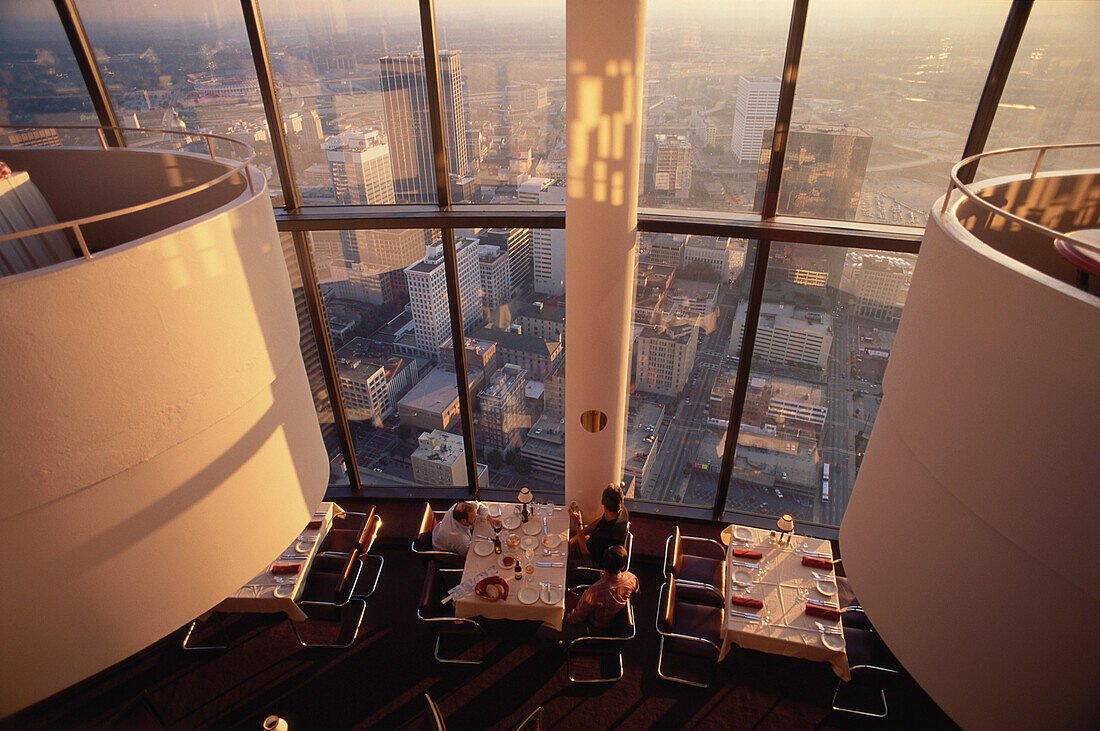 Sundial Restaurant in Westlin Peachtree Plaza, Atlanta, Georgia, USA