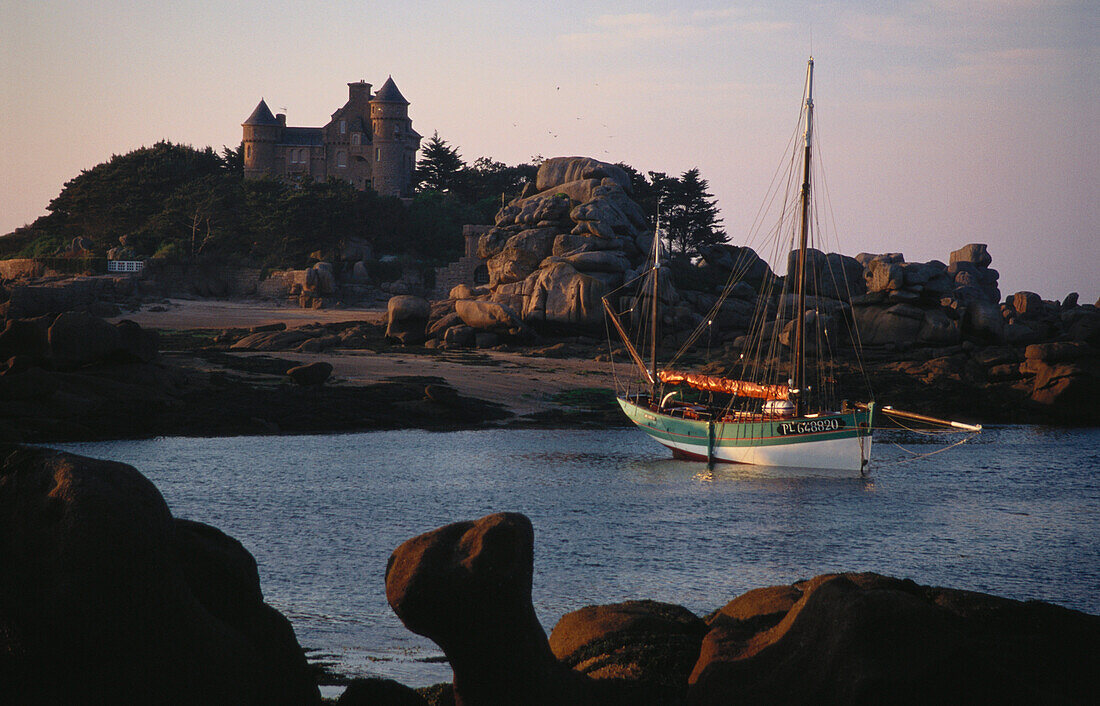 Ile de Costaeres and castle, Ploumanach, Brittany, France