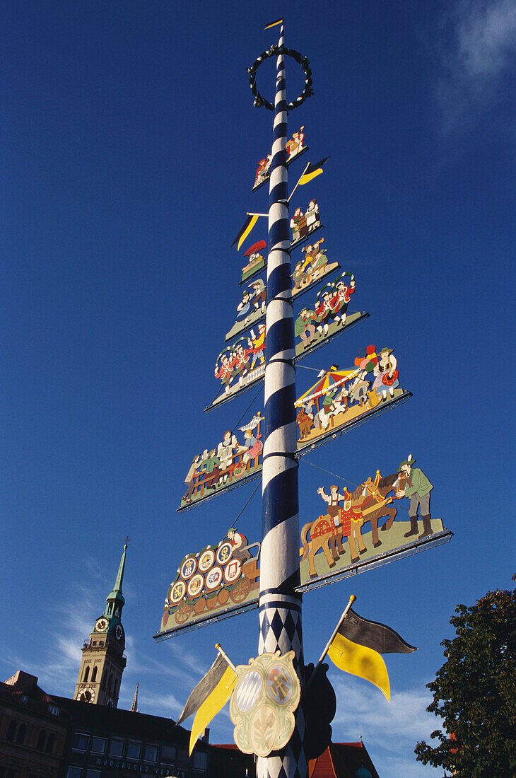 May Pole, Viktualienmarkt, Alter Peter, Munich, Bavaria, Germany