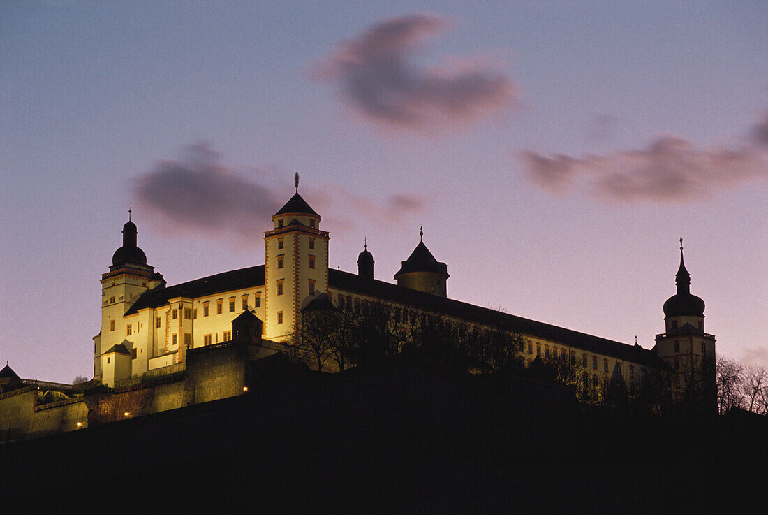 Festung Marienberg am Abend, Würzburg, Bayern, Deutschland