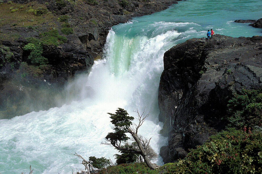 Wasserfall Salto Grande, Torres del Paine Nationalpark, Patagonien, Chile