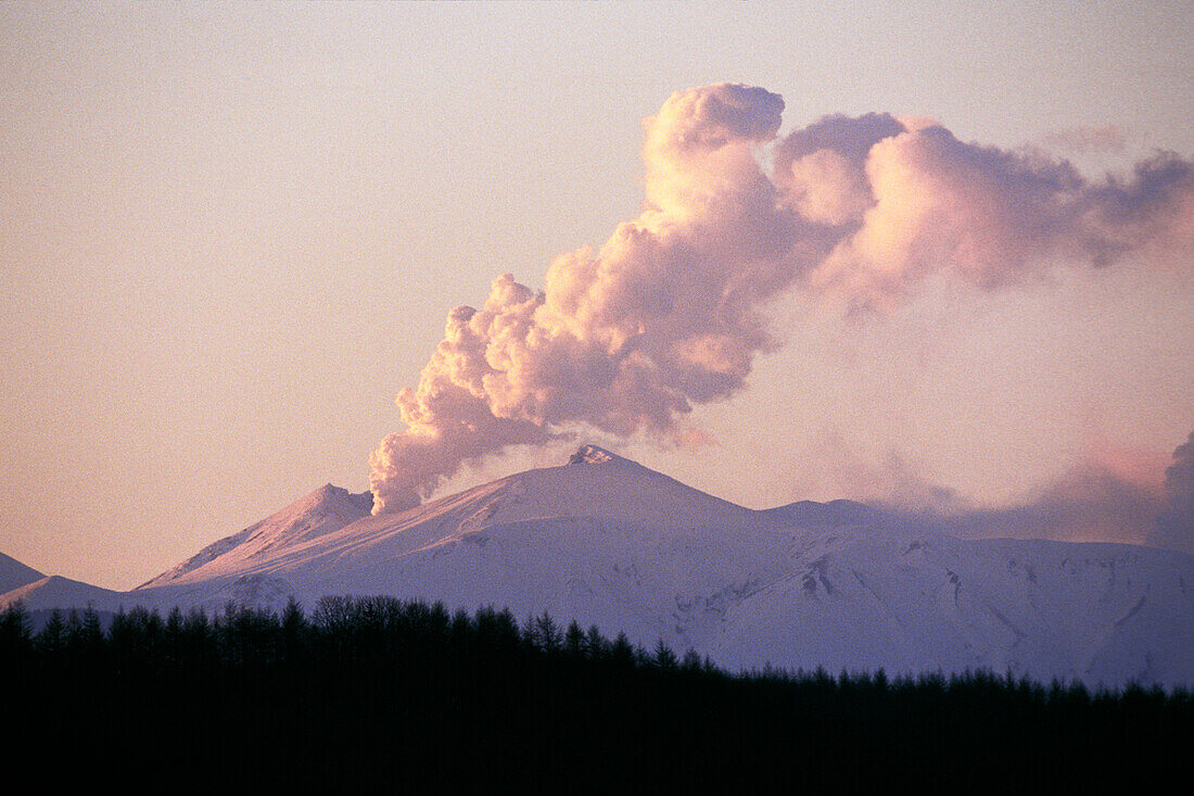 Mount Meakan volcano, Hokkaido, Japan