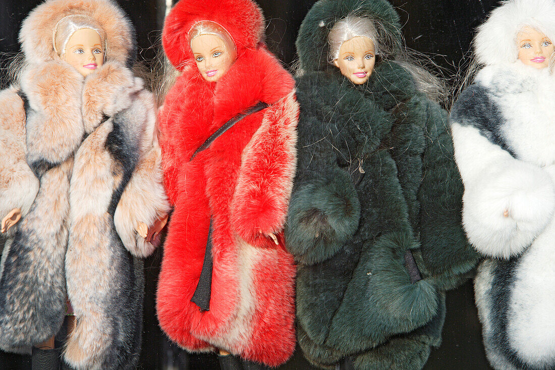 Display dummies wearing fur, Broadway, Manhattan