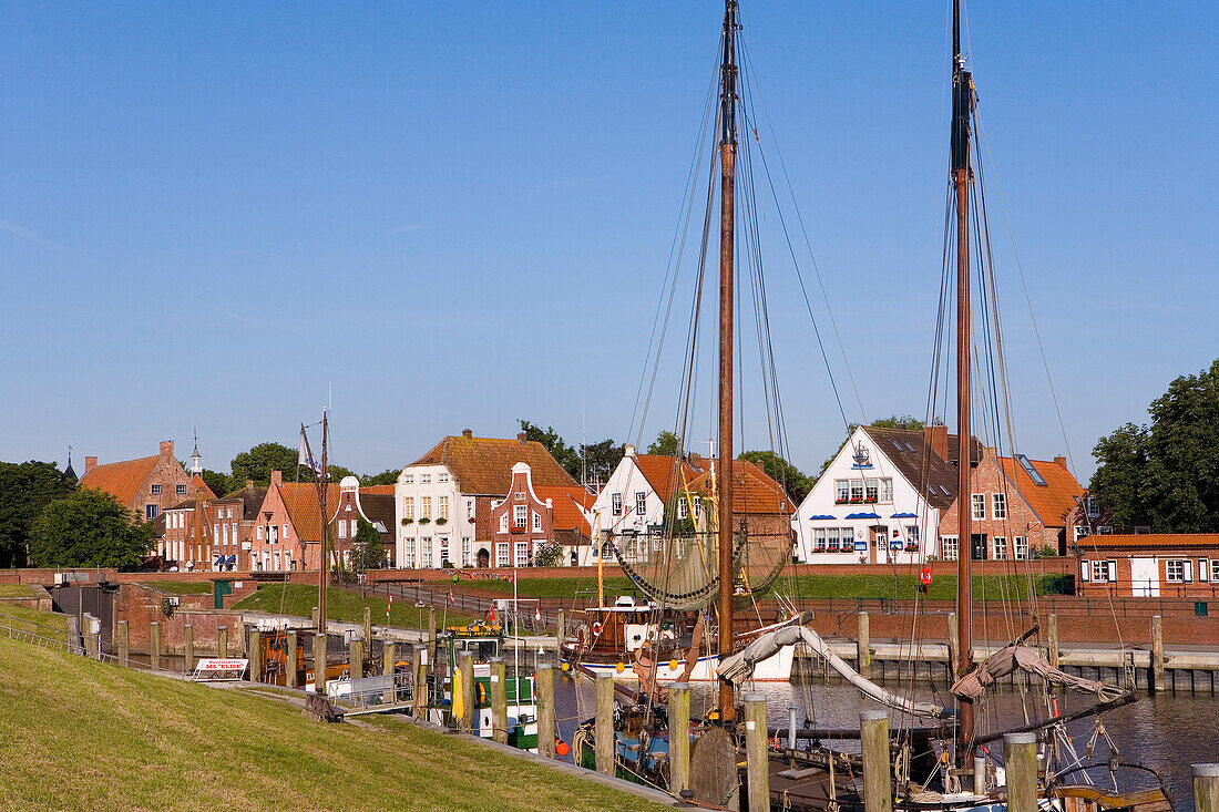 Fishing Cutter, Greetsiel, East Frisia, North Sea, Lower Saxony, Germany