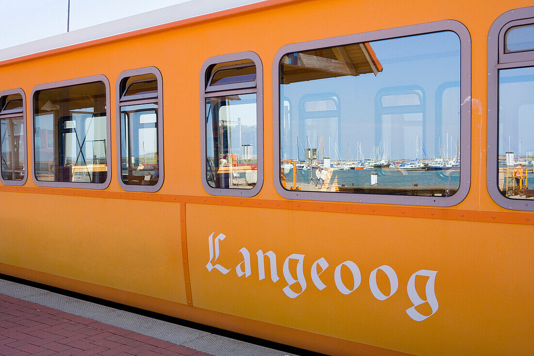 Inselbahn Langeoog, Ostfriesische Inseln, Niedersachsen, Deutschland