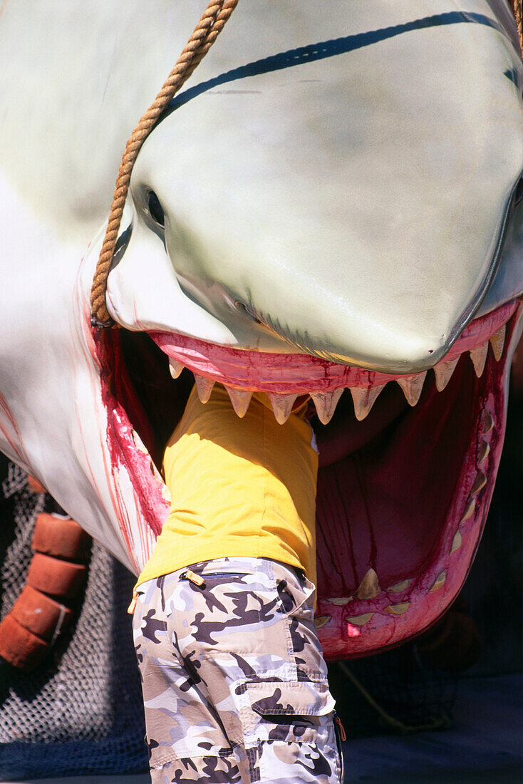 Jaws impression at Universal Studios, Universal City, L.A., Los Angeles, California, USA