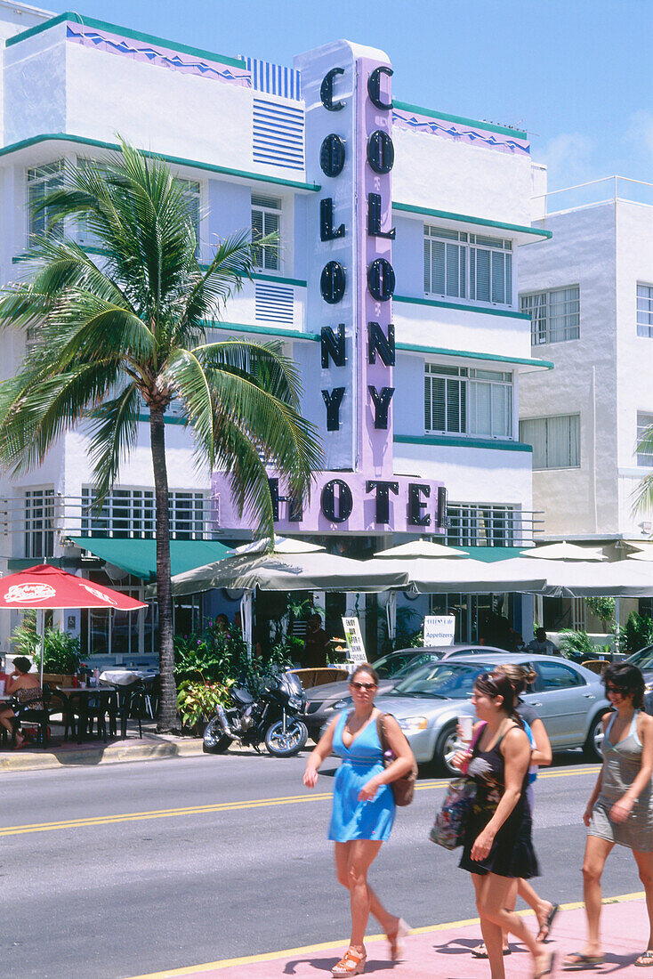 Colony Hotel, Ocean Drive, South Beach, Miami, Florida, USA