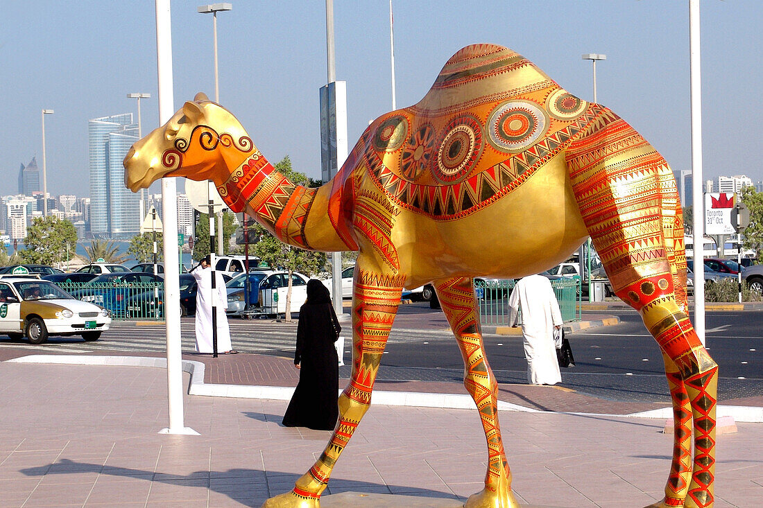 Skulptur eines Kamels, Moderne Kunst Abu Dhabi, Vereinigte Arabische Emirate, VAE