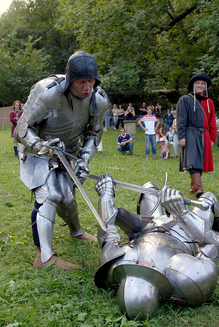 Knights fighting at a medieval festival, Luther fair, Eisenach, Thuringia, Germany