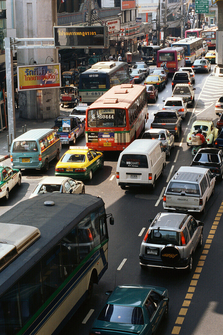 Rush hour, Siam Station, Bangkok, Thailand