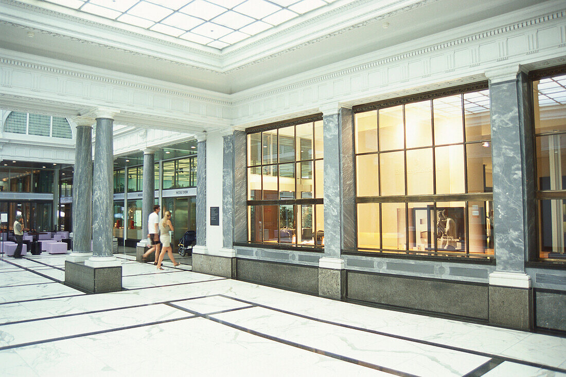 Atrium der Credit Suisse, Zürich, Kanton Zürich, Schweiz