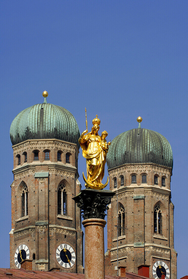 The Frauenkirche with Mariensaule, Cathedral, Munich, Bavaria, Germany