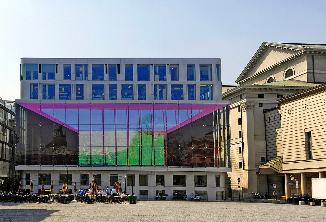 Das Verwaltungsgebäude des Nationaltheaters, München, Bayern, Deutschland