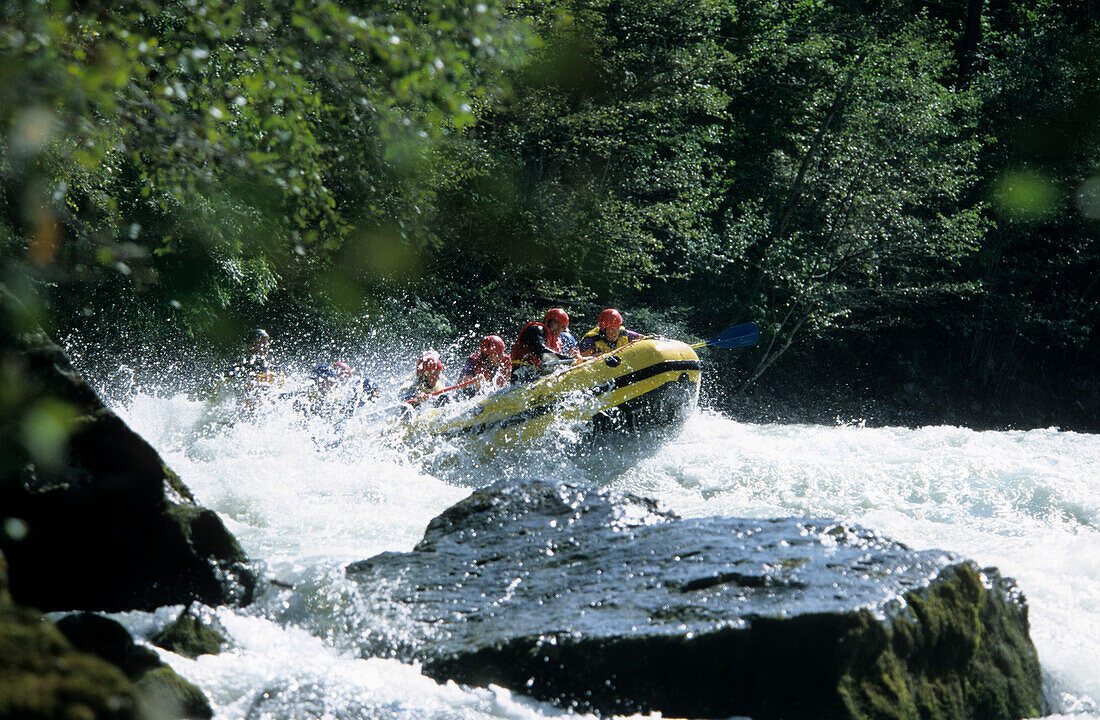 Rafting auf dem Inn, Imst, Tirol, Österreich