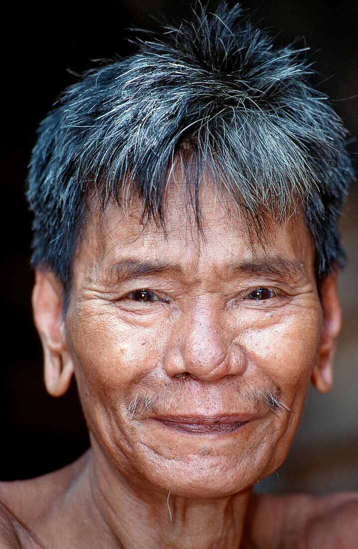 Punan man, Borneo, Sarawak, Gunung Mulu NP, Malaysia