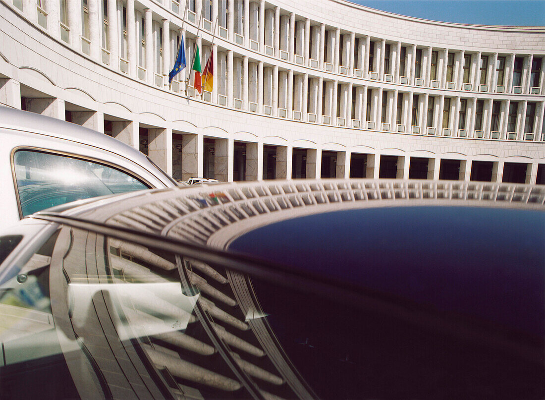 The Italian National Institute for Social Security, with reflection, Istituto Nazionale Della Previdenza Sociale Direzione Generale, Rome, Italy