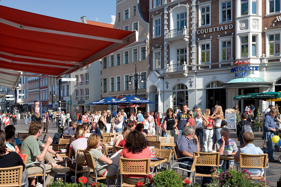 Cafe, Old Town, University Square, Rostock, Baltic Sea, Mecklenburg-Western Pomerania, Germany