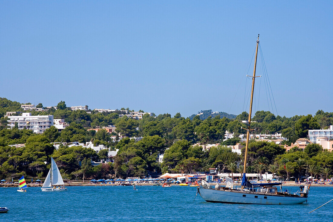 Bucht von Santa Eularia des Riu, Ibiza, Balearen, Spanien