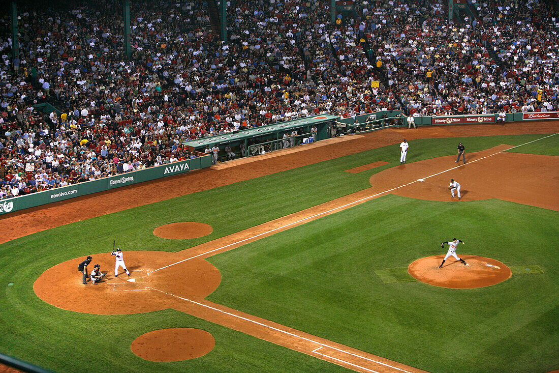 Ein Baseball Spiel in Fenway Park Stadion, Red Sox, Boston, Massachusetts, USA