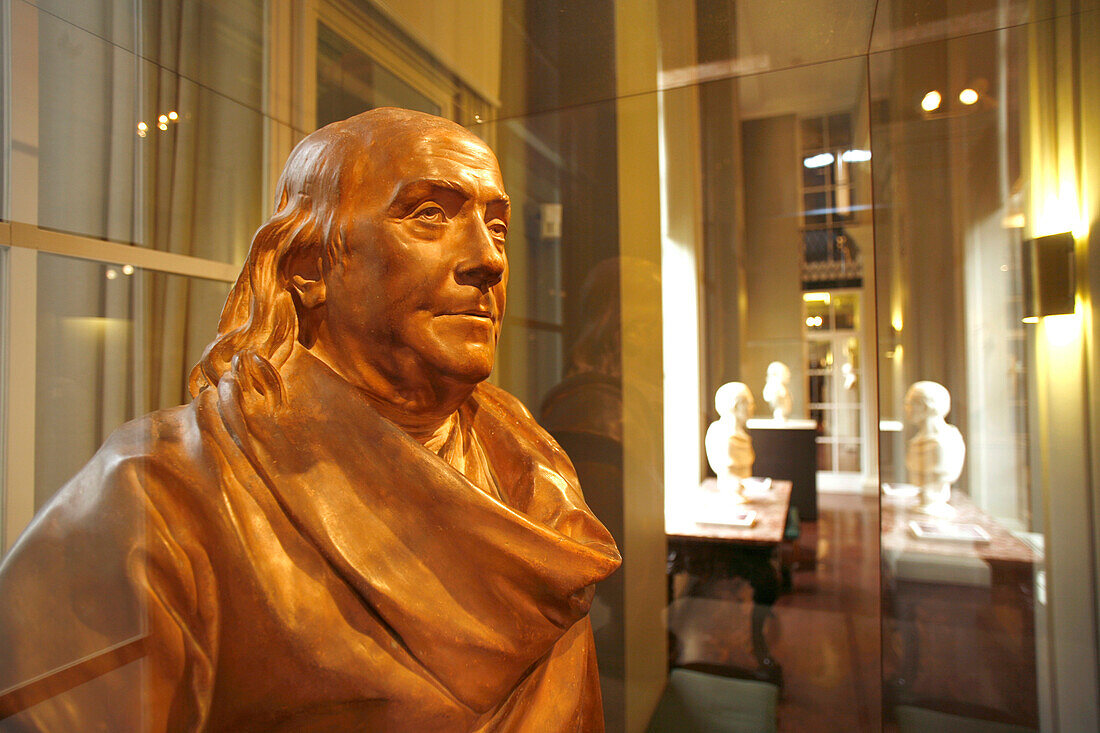 Skulptur von Benjamin Franklin, Athenaeum, Boston, Massachusetts, USA
