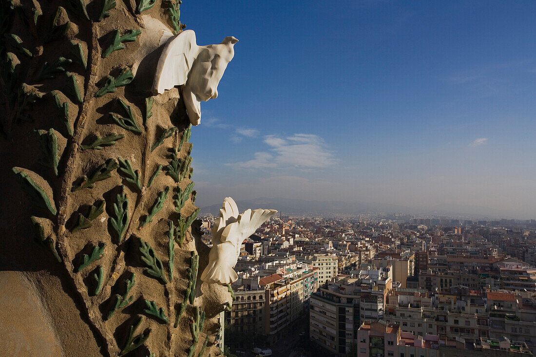 La Sagrada Familia, Antonio Gaudi, modernism, Eixample, Barcelona, Spain