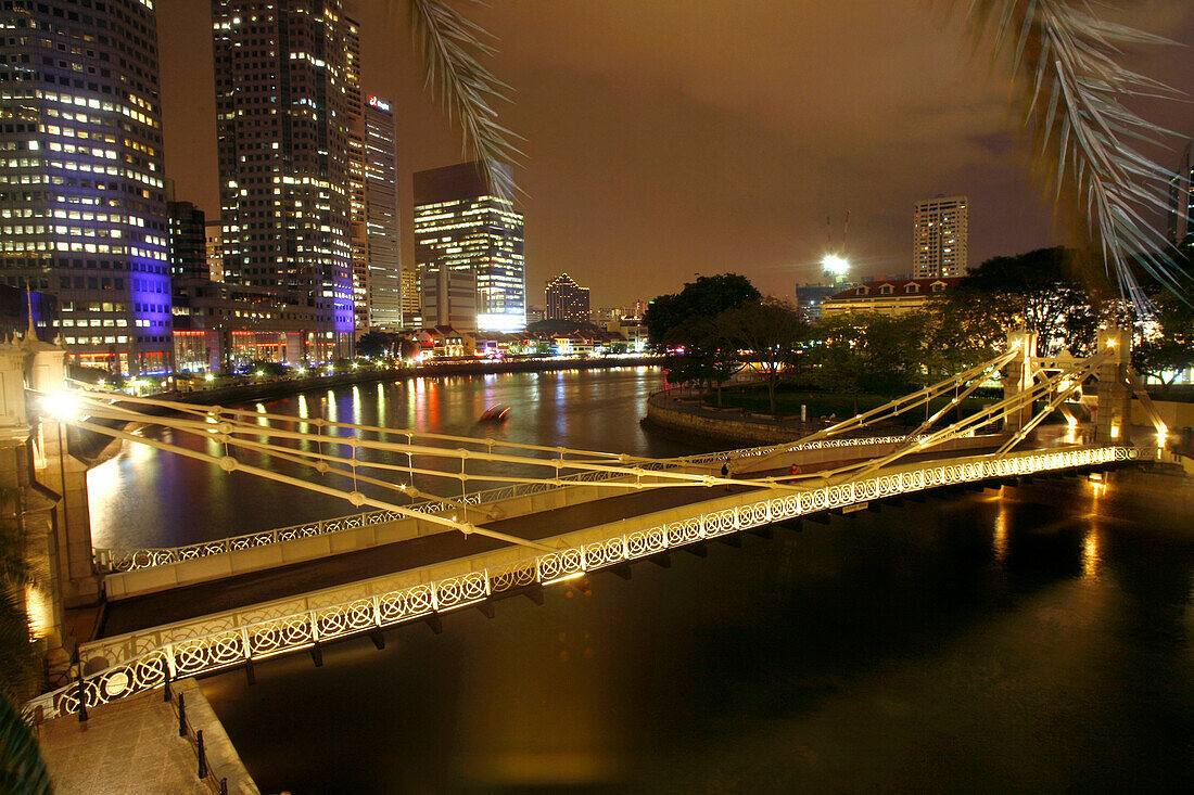 Cavenaugh Bridge, Singapore River, Singapore