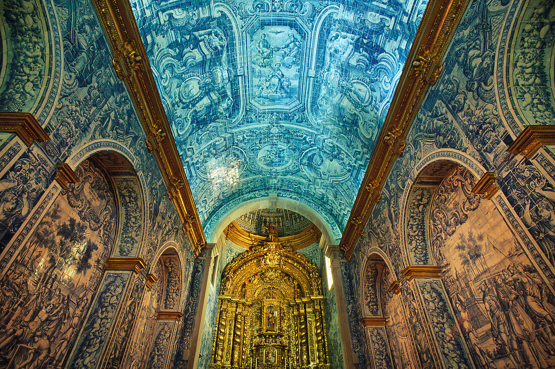 Inside Sao Lorenco Church, Faro, Algarve, Portugal