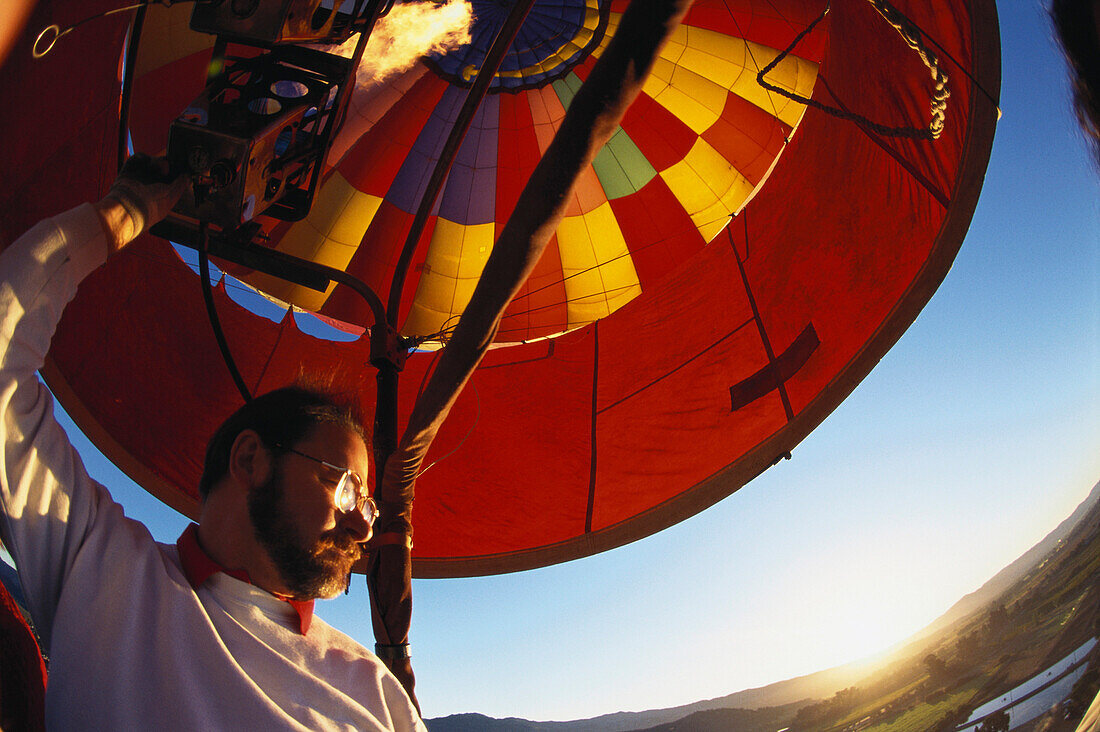 Balloon ride in a hot air balloon, John Philbert, Napa Valley, California, USA