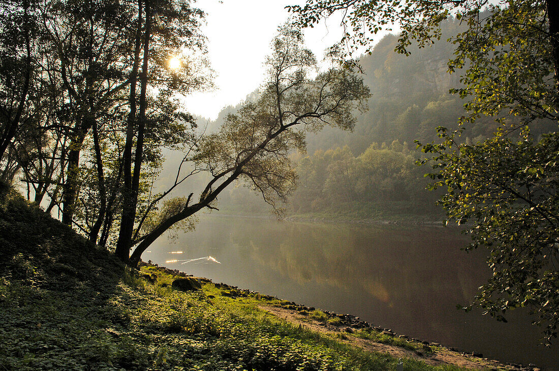 Elbtor nach Sachsen, Hrensco, Tschechien