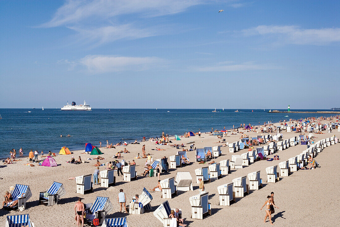 Strand, Rostock-Warnemünde, Ostsee, Mecklenburg-Vorpommern, Deutschland