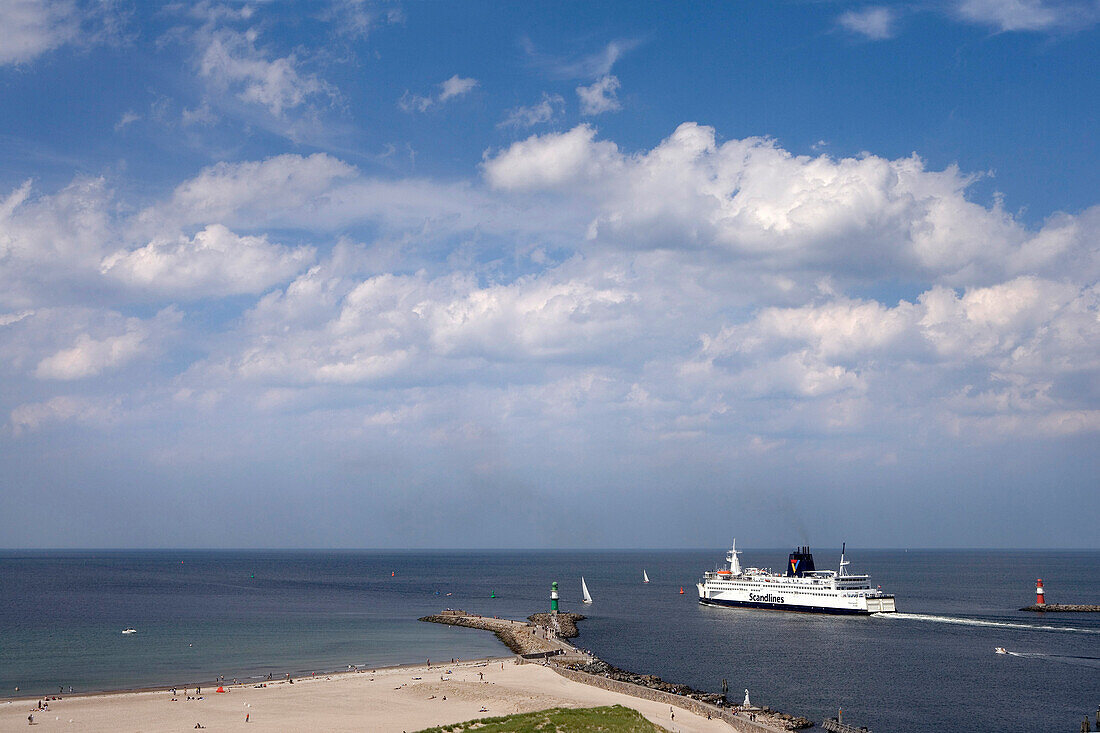 Ferry boat leaving the harbour, Rostock-Warnemuende, Baltic Sea, Mecklenburg-Western Pomerania, Germany