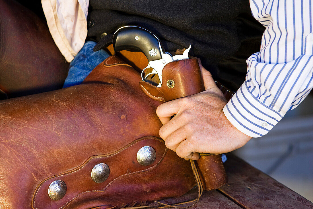 cowboy with colt, wildwest, Oregon, USA