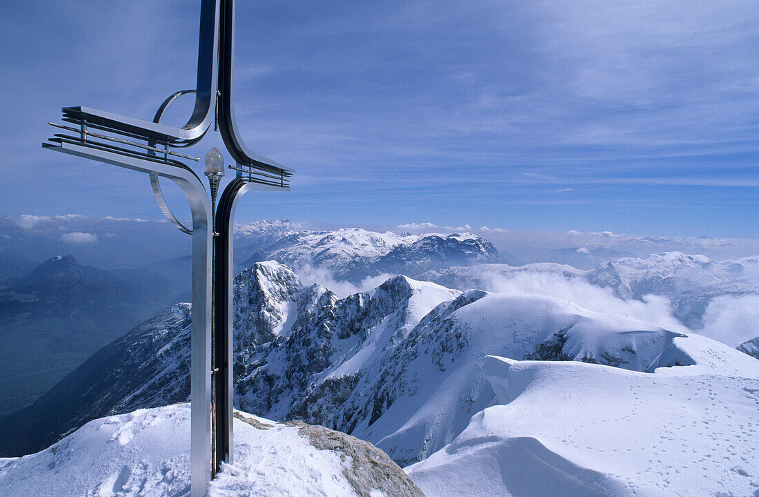 Summit cross on mount Hoher Goell, view to Tennen Range and Dachstein range, Berchtesgaden Alps, Upper Bavaria, Bavaria, Germany