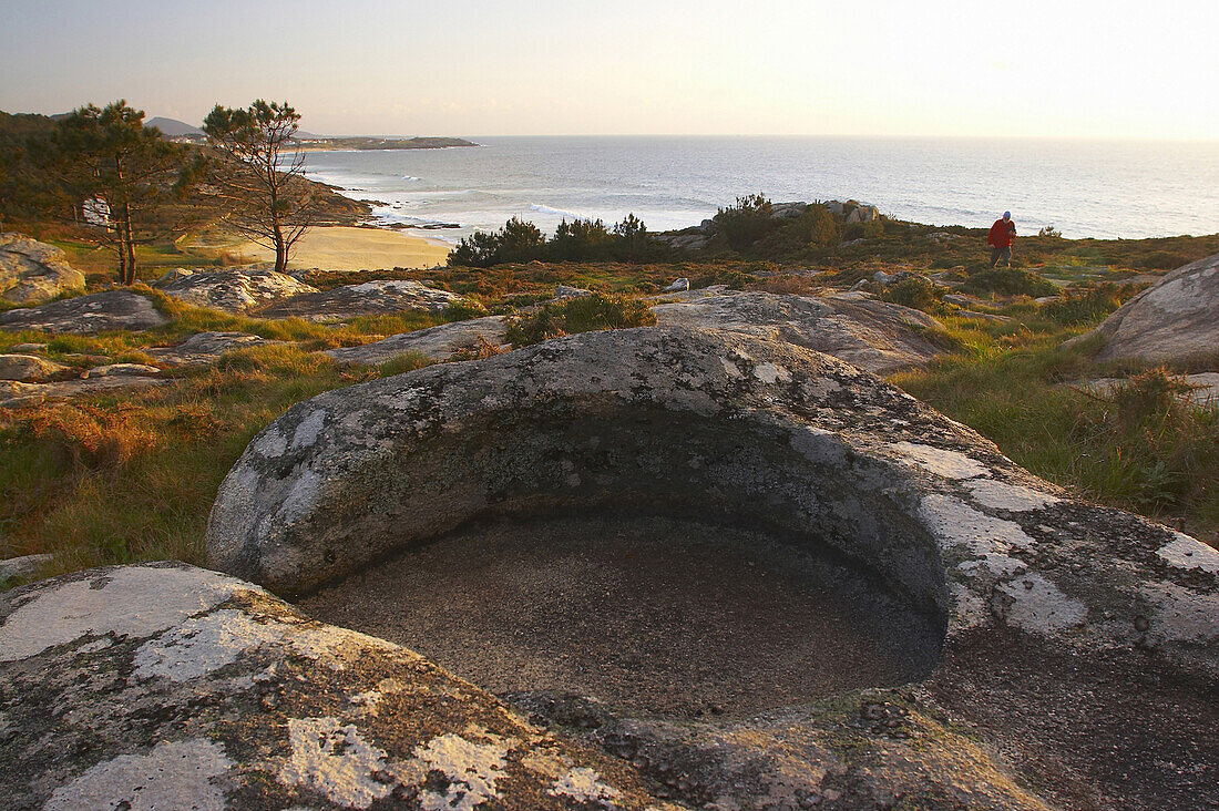 Coast near Porto do Son at sunset, Ría de Muros y Noia, Rías Bajas, Galicia, Spain