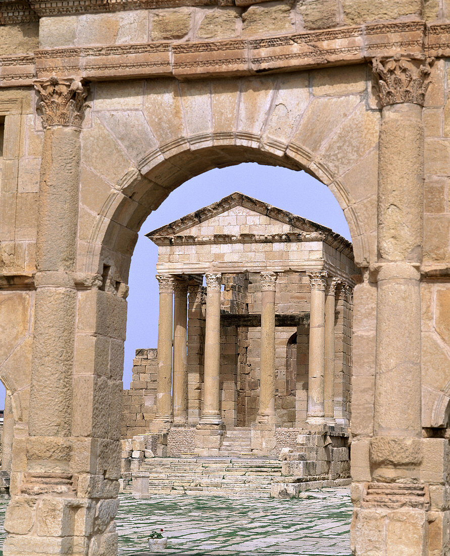 Antonine Gate and Temple of Jupiter. Roman ruins of Sbeitla. Tunisia