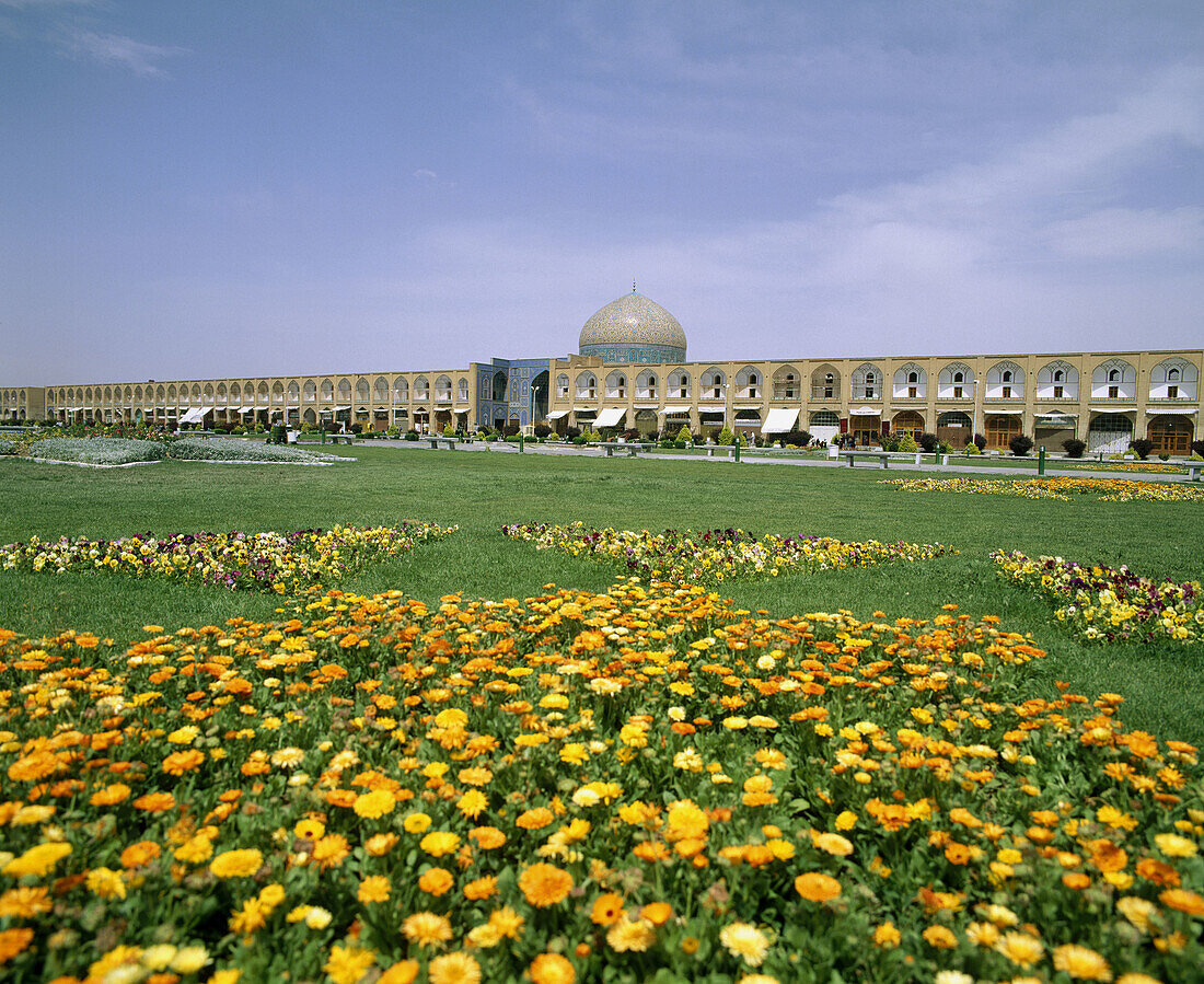 Meidun-e Emam square. Esfahan. Iran