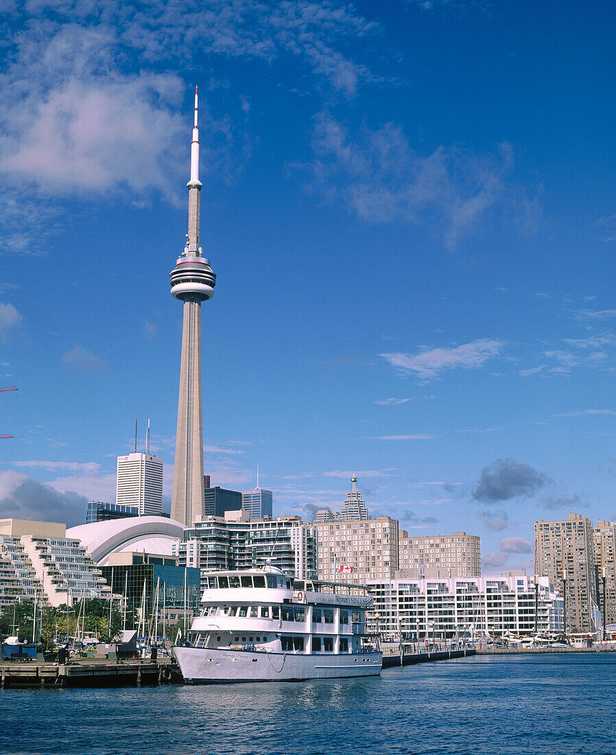 Downtown Toronto and CN Tower. Canada