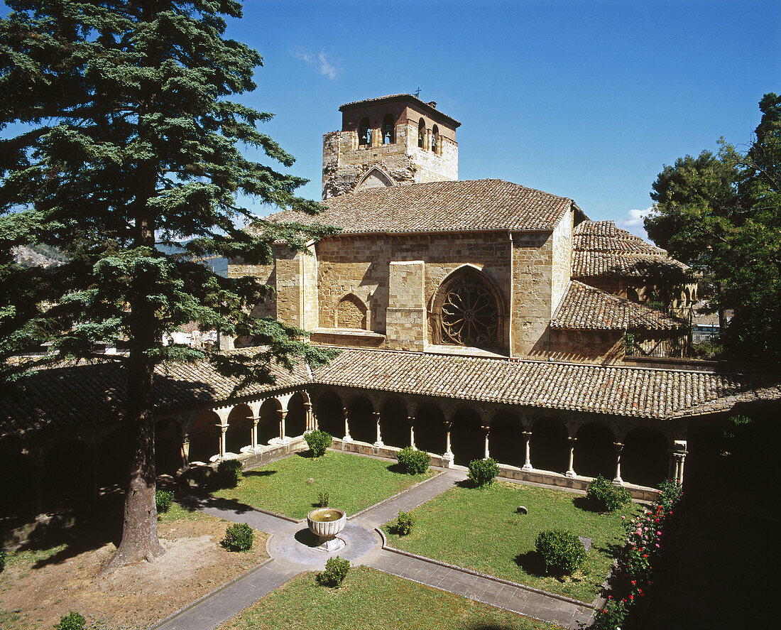 Cloister. San Pedro de la Rua church. Estella, Navarre, Spain