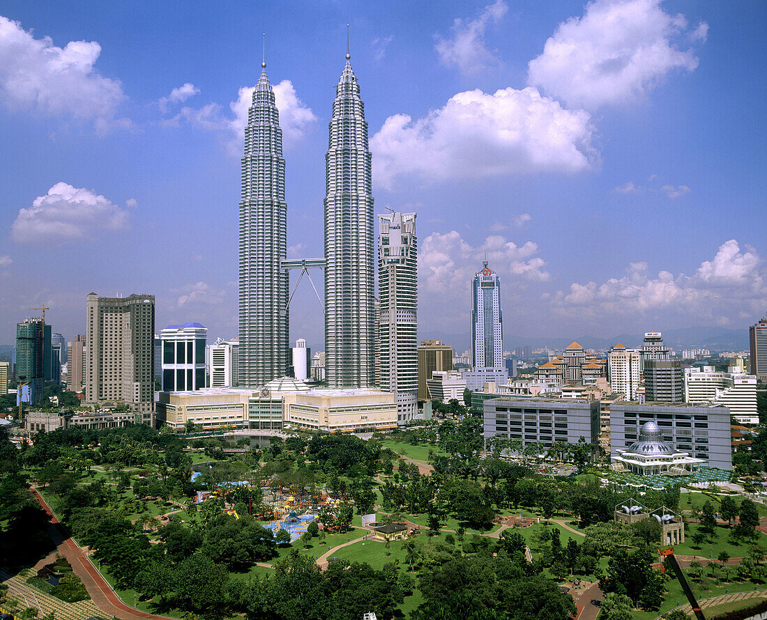 Petronas Twin Towers and KLCC gardens. Kuala Lumpur, Malaysia