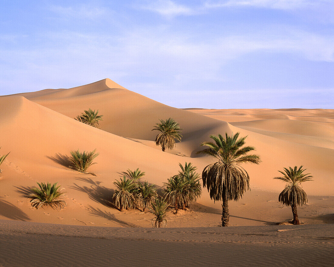 Idhan Ubari lakes near Gebraoun. Southern Lybia